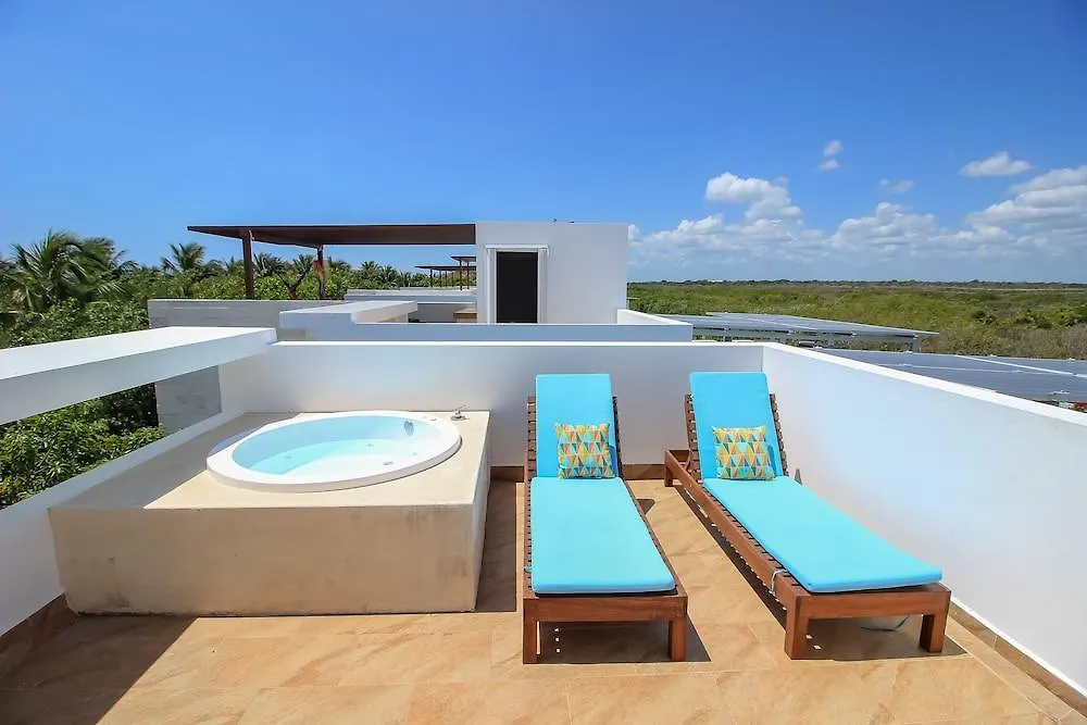 Szálloda Luxury Home With Rooftop Steps Away From Beach By Olahola Akumal
